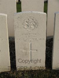 Bailleul Communal Cemetery Extension (Nord) - Dean, J