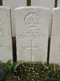 Bailleul Communal Cemetery Extension (Nord) - Dennison, Robert