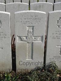 Bailleul Communal Cemetery Extension (Nord) - Derbyshire, J