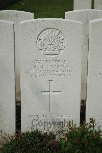 Bailleul Communal Cemetery Extension (Nord) - Doonan, Francis Michael