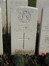 Bailleul Communal Cemetery Extension (Nord) - Dunn, J