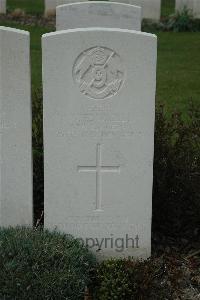 Bailleul Communal Cemetery Extension (Nord) - Edwards, Arthur Noel