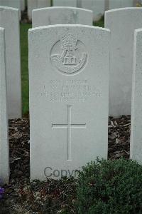 Bailleul Communal Cemetery Extension (Nord) - Edwards, J W