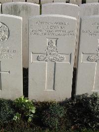 Bailleul Communal Cemetery Extension (Nord) - Evans, John Joseph