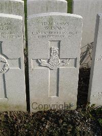 Bailleul Communal Cemetery Extension (Nord) - Evans, W