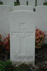 Bailleul Communal Cemetery Extension (Nord) - Fitzpatrick, W