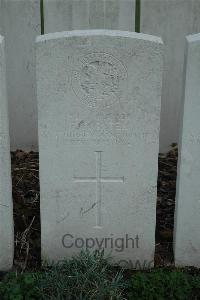 Bailleul Communal Cemetery Extension (Nord) - Forster, F