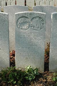 Bailleul Communal Cemetery Extension (Nord) - Francis, Sydney Patterson Emilius