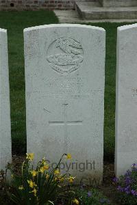 Bailleul Communal Cemetery Extension (Nord) - French, H