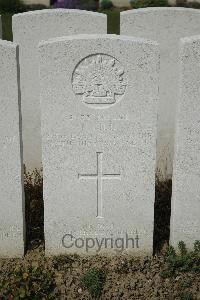 Bailleul Communal Cemetery Extension (Nord) - Gill, Robert