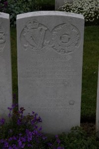 Bailleul Communal Cemetery (Nord) - Atkins, Norman Lionel