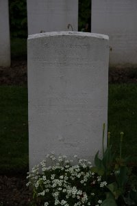 Bailleul Communal Cemetery (Nord) - Burrowes, George