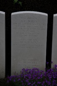 Bailleul Communal Cemetery (Nord) - Cooney, M