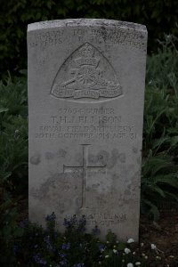 Bailleul Communal Cemetery (Nord) - Ellison, T H J