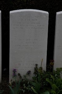 Bailleul Communal Cemetery (Nord) - Fearn, Joseph John