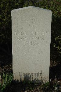 Bailleul Communal Cemetery (Nord) - Freunscht, Georg