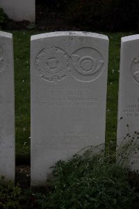 Bailleul Communal Cemetery (Nord) - Garbutt, G P