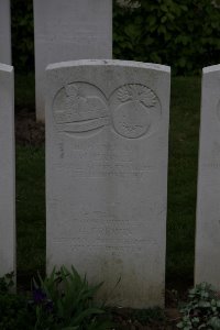 Bailleul Communal Cemetery (Nord) - Hamill, W