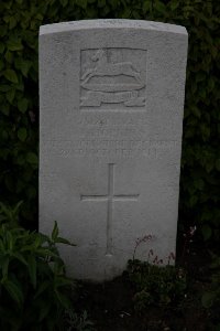 Bailleul Communal Cemetery (Nord) - Hopkins, J