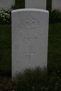 Bailleul Communal Cemetery (Nord) - Hughes, Guy Wiley