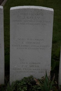 Bailleul Communal Cemetery (Nord) - Kelly, J