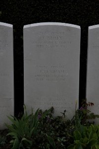 Bailleul Communal Cemetery (Nord) - Lenihan, J