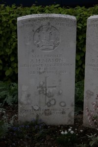 Bailleul Communal Cemetery (Nord) - Mason, A H