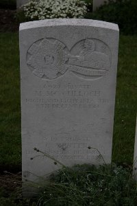 Bailleul Communal Cemetery (Nord) - McCulloch, M