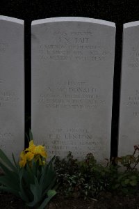 Bailleul Communal Cemetery (Nord) - McDonald, A