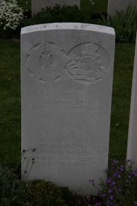 Bailleul Communal Cemetery (Nord) - Norris, W W