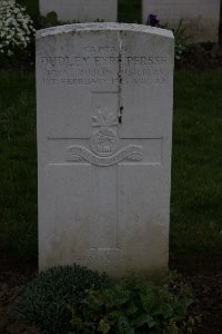 Bailleul Communal Cemetery (Nord) - Persse, Dudley Eyre