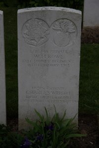 Bailleul Communal Cemetery (Nord) - Rowe, W H