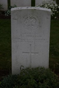 Bailleul Communal Cemetery (Nord) - Sparrow, G L