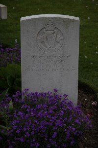 Bailleul Communal Cemetery (Nord) - Wookey, Frederick Maurice