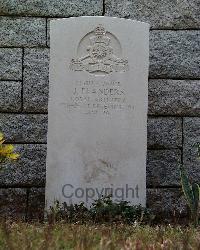 Stanley Military Cemetery - Flanders, John