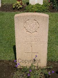 Cairo War Memorial Cemetery - Akrill, George Gordon