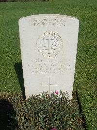 Cairo War Memorial Cemetery - Aquilina, Una M.M.