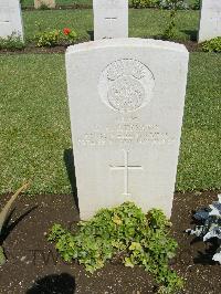 Cairo War Memorial Cemetery - Aubertin, W A