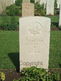 Cairo War Memorial Cemetery - Balmforth, F