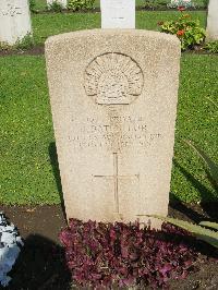 Cairo War Memorial Cemetery - Batchelor, John