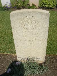 Cairo War Memorial Cemetery - Bebee, William Arthur