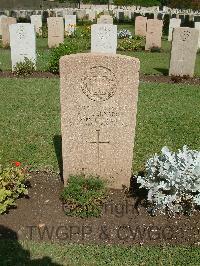 Cairo War Memorial Cemetery - Bernard, P C