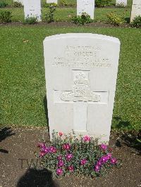 Cairo War Memorial Cemetery - Buckby, T