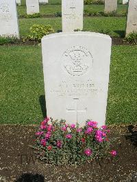 Cairo War Memorial Cemetery - Buckler, W H