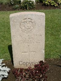 Cairo War Memorial Cemetery - Bull, A H