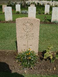 Cairo War Memorial Cemetery - Burbage, H H