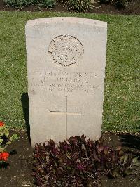 Cairo War Memorial Cemetery - Burbridge, H