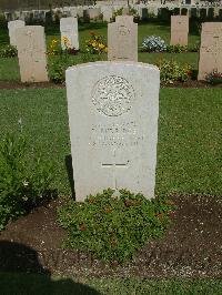 Cairo War Memorial Cemetery - Burridge, F