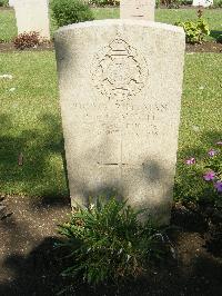 Cairo War Memorial Cemetery - Campbell, A E