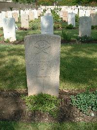 Cairo War Memorial Cemetery - Chantry, P